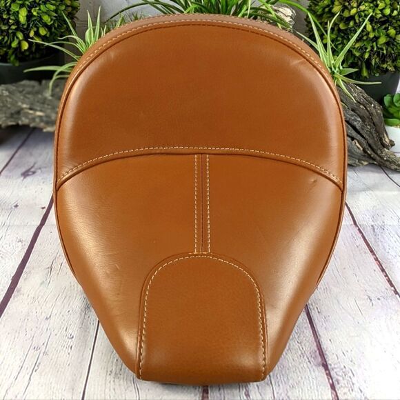 Indian Scout Solo Seat, Desert Tan - Indian Motorcycle Genuine Part 2687… - Picture 1 of 8